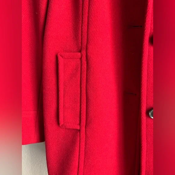 Classic red wool peacoat, women’s medium winter coat, fully lined, pocket detail - Picture 11 of 11